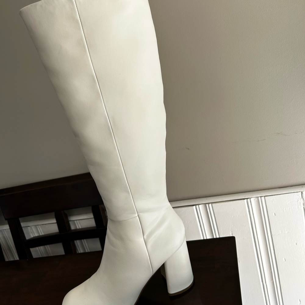 Madden Girl William Boot